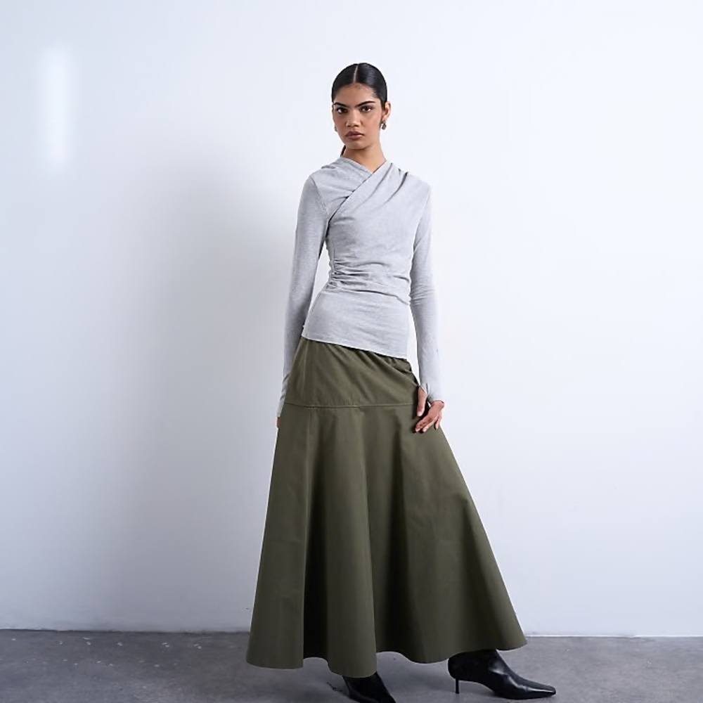 NWT Topshop drop waist full circle maxi skirt in khaki size 4
